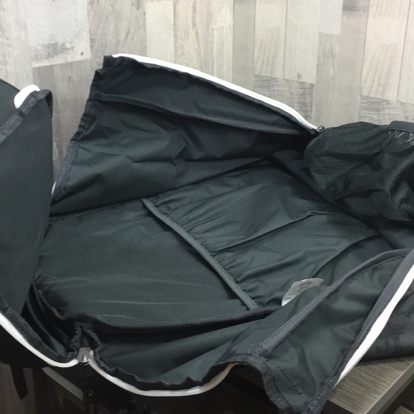 Nike Hoops Elite Max Air 37L Black/Gold - Picture 4 of 8